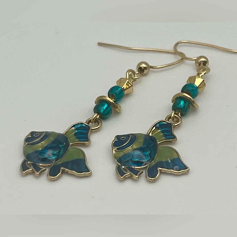 Fish Beaded Dangle Earrings -green and turquoise